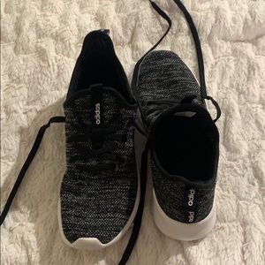 Black adidas tennis shoes - size 8